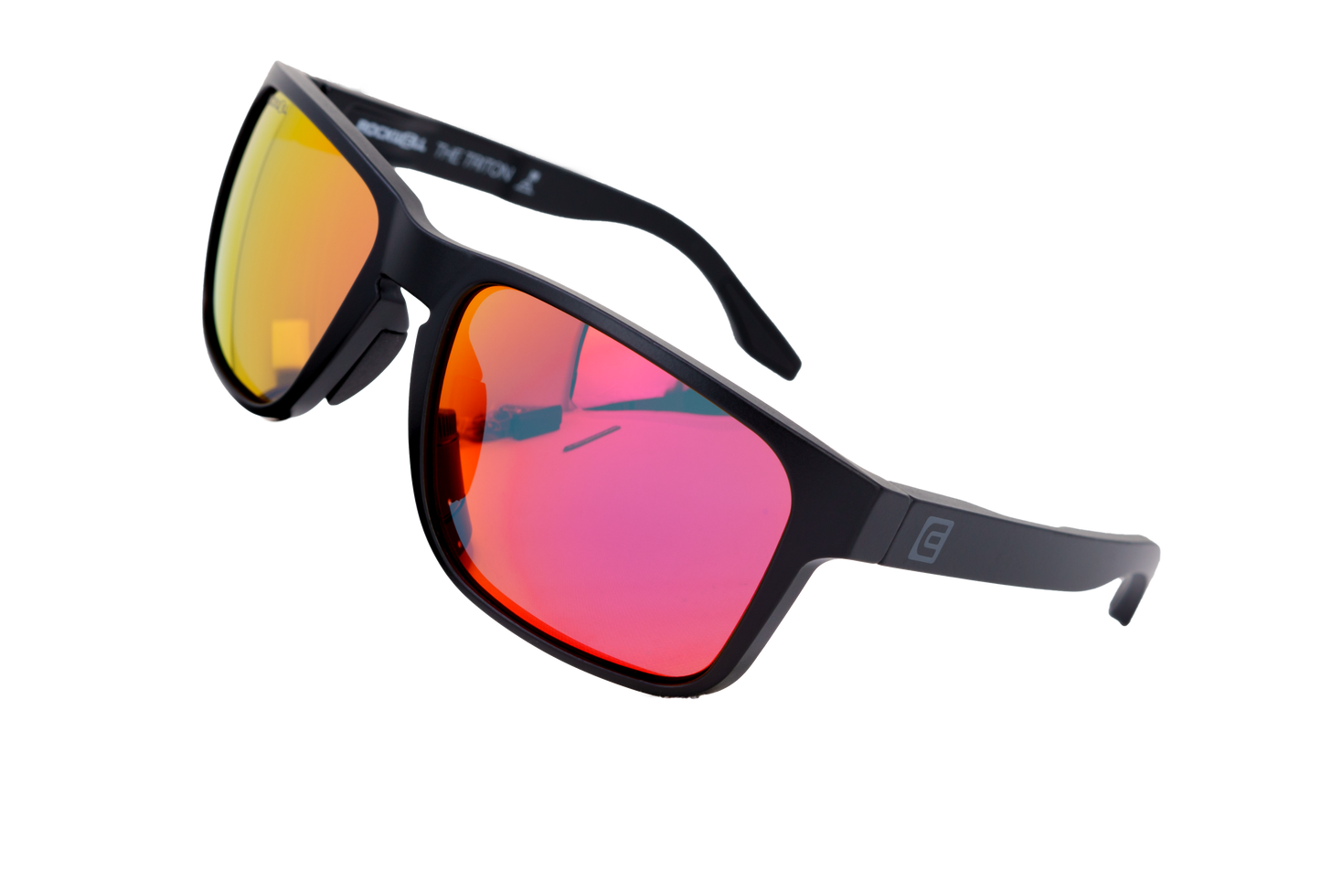 Triton (Black/Red)
